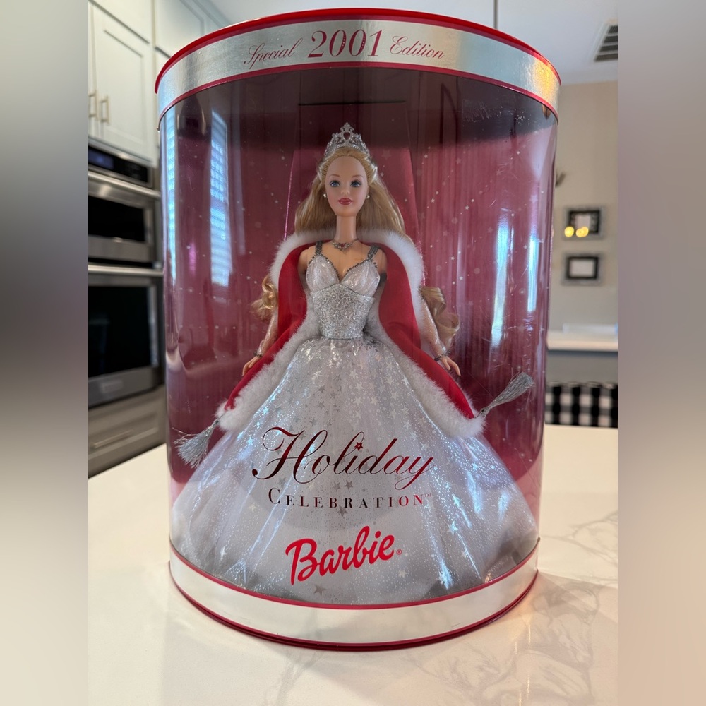 2001 Barbie Holiday Celebration Doll in Sparkling Silver and Red